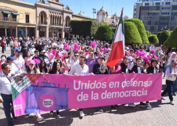  Convocan a más de 90 ciudades a movilización de 'Marea Rosa'